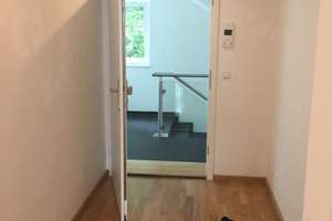 Attraktive 3 Zimmer Wohnung in Hamburg  Groß Flottbek​ mit Parkplatz und großem Westbalkon – Die vollständige Adresse der Immobilie erhältst du vom Anbieter., 22607 Bahrenfeld, Hamburg – Vorschaubild 11