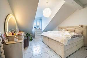 Sofort bezugsfertig – Charmante 2-Zimmer-Dachgeschosswohnung mit Stil – Die vollständige Adresse der Immobilie erhältst du vom Anbieter., 68199 Neckarau, Mannheim – Vorschaubild 4