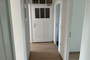 Schöne 3-Zimmer-Wohnung mit Tageslichtbad und Balkon in Hanau zu vermieten – Am Krawallgraben 6, 63450 Südost, Hanau – Vorschaubild 7