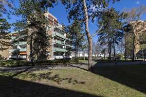 Schöne 2-Zimmer-Wohnung sucht Mieter! – Charlottenburger Chaussee 105, 13597 Berlin – Vorschaubild 1