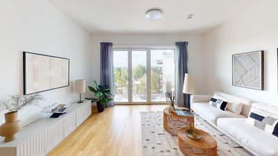 Exclusive 3-Room Apartment with Balcony & Two Bathrooms in Prime Location