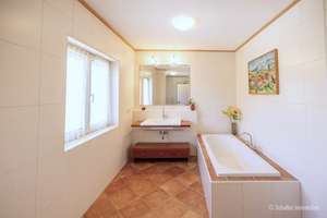 Gepflegtes modernisiertes RMH mit 2 Bädern und Garage / Haus kaufen – Die vollständige Adresse der Immobilie erhältst du vom Anbieter., 90451 Röthenbach Ost, Nürnberg – Vorschaubild 8