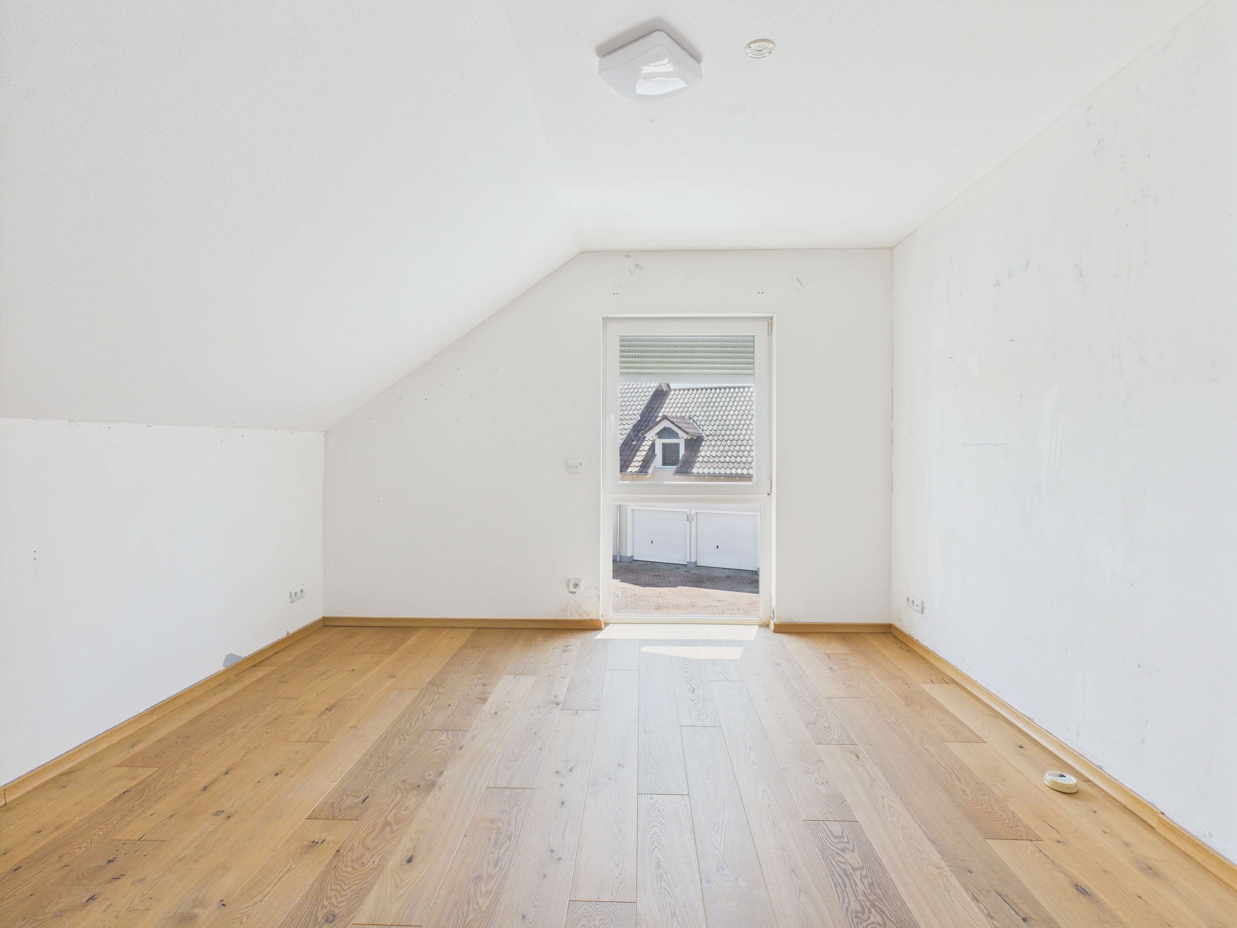 Immobilie in Gerolstein - Einfamilienhaus mit sonnigen Garten in guter Lage ! - Bild 5