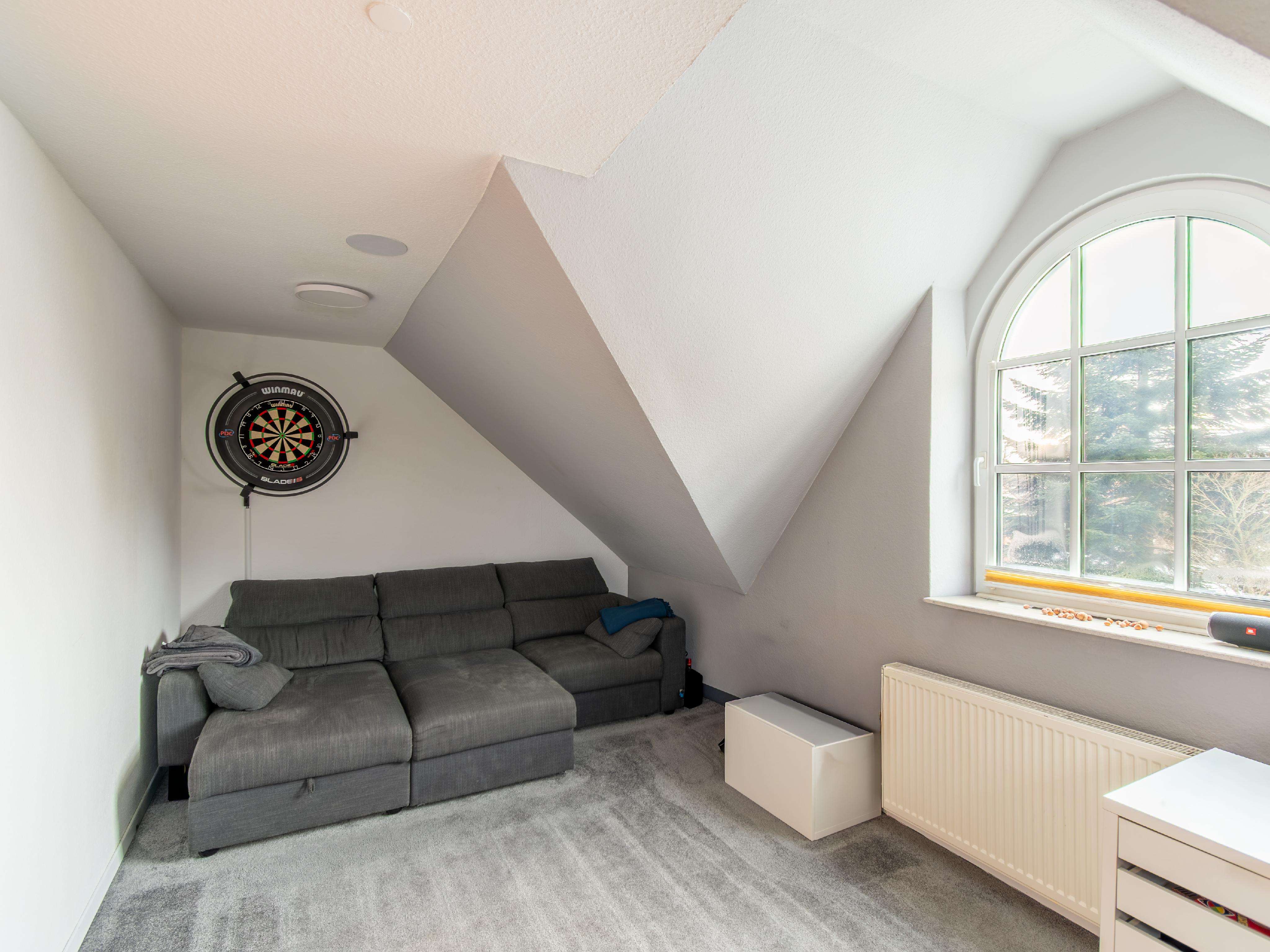 Immobilie in Stuvenborn - Exklusives Anwesen mit Einliegerwohnung, hauseigenem Irish Pub und zusätzlichem Baufenster - Bild 8