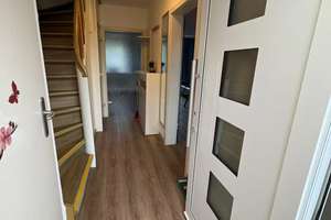 Reihenmittelhaus – 5 Zimmer, provisionsfrei & bezugsfrei  in Köln-Rodenkirchen – Die vollständige Adresse der Immobilie erhältst du vom Anbieter., 50996 Rodenkirchen (Ortsteil), Köln – Vorschaubild 2