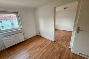 Licht, Charme & Gestaltungsspielraum – 2-Zimmer-Dachgeschosswohnung mit Renovierungsbonus | GBH – Haßjägerweg 36, 38229 Gebhardshagen, Salzgitter – Vorschaubild 4