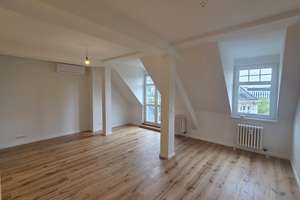 Top-Lage Kurfürstendamm/Fasanenstr. - DG-Wohnung im Erstbezug nach hochwertiger Vollsanierung – Kurfürstendamm 217, 10711 Charlottenburg, Berlin – Vorschaubild 3