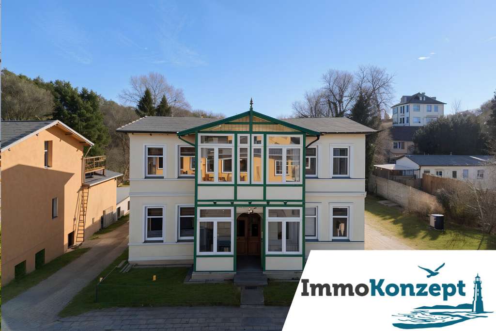 Immobilie in Heringsdorf - Historische Bädervilla in Heringsdorf – ca.237m² Wfl., saniert, flexibel als Einfamilienhaus nutzbar - Bild 0