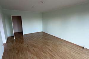Gepflegte  2-Zimmerwohnung mit separater Küche und Balkon - 6913302 – Servatiusstraße 69, 51109 Ostheim, Köln – Vorschaubild 2