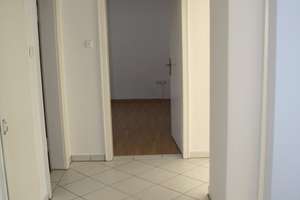 Zentral gelegene, helle 3-Zi.-Whg mit gartenseitigem Süd-Balkon – Nikolaus-Rüdinger-Straße 20, 80999 Untermenzing, München – Vorschaubild 7