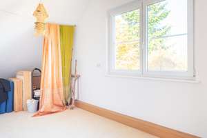 Davenstedt: Wohnen wie im Haus – Energieeffiziente Maisonette mit Atelier, großem Balkon & Garage. – Im Bruchkampe 8D, 30455 Davenstedt, Hannover – Vorschaubild 59