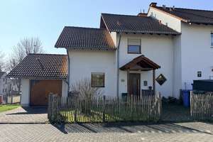 Sonnen-Power & Platzwunder: Ihr energieeffizientes 6-Zimmer-Heim in Neuwied-Gladbach – Die vollständige Adresse der Immobilie erhältst du vom Anbieter., 56566 Neuwied – Vorschaubild 1