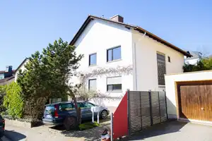 Exklusives 2-Familienhaus in Toplage am Kapellenberg in Hofheim – Ideal für Anleger oder Eigennutzer – Main-Taunus-Kreis – Vorschaubild 1
