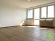 ** ERSTbezug nach Sanierung ** 1 Zimmer ** Ganz oben mit Aufzug ** privater Stellplatz **