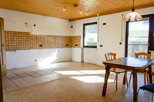 Einfamilienhaus mit 244 m², Nebengebäuden und viel Potenzial in ländlicher Lage – Amberg-Sulzbach (Kreis) – Vorschaubild 15