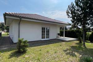 Charmantes Bungalow-EFH in Mahlsdorf-Süd – Die vollständige Adresse der Immobilie erhältst du vom Anbieter., 12623 Mahlsdorf, Berlin – Vorschaubild 3