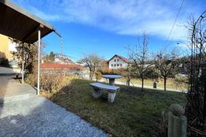 Schönes Zweifamilienhaus mit Garten - familienfreundlich & vielseitig! – Die vollständige Adresse der Immobilie erhältst du vom Anbieter., 94577 Winzer – Vorschaubild 2