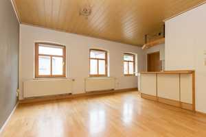 Vielseitiges Potenzial - Leerstehendes 3-Familienhaus in Tannroda – Weimarer Land (Kreis) – Vorschaubild 2