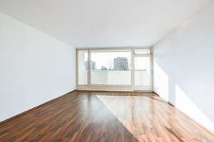 AIGNER - Bezugsfreie 1-Zimmer-Wohnung mit uneinsehbaren Westbalkon – Die vollständige Adresse der Immobilie erhältst du vom Anbieter., 81477 Solln, München – Vorschaubild 1