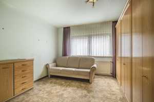Bezugsfreies Zweifamilienhaus mit Garage in ruhiger Spielstraße – Aachen – Vorschaubild 12