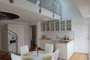 Modernes Wohnen in Bogenhausen: 3-Zimmer-Apartment mit Balkon und 95m2 Nutzfläche – Brodersenstraße 4, 81929 Englschalking, München – Vorschaubild 2