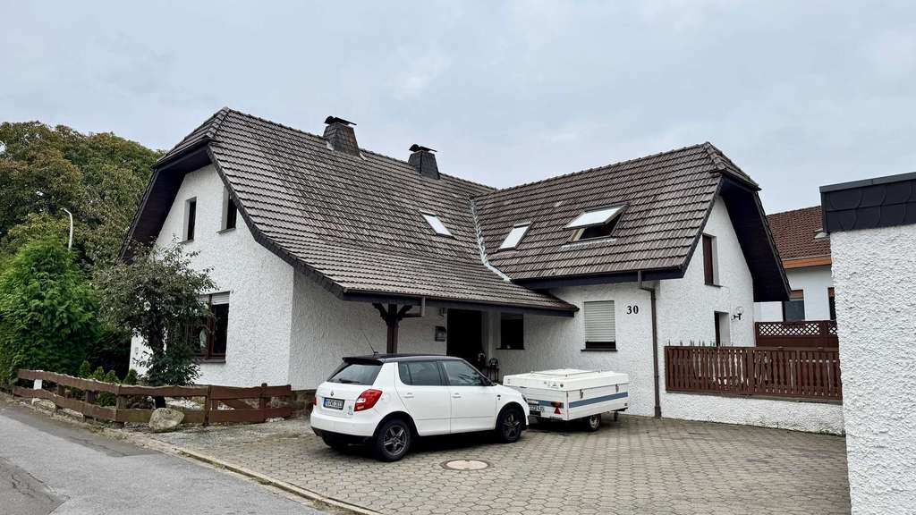 Immobilie in Lübbecke - Einfamilienhaus mit 809m2 Grundstück in Lübbecke-Gehlenbeck - Bild 2