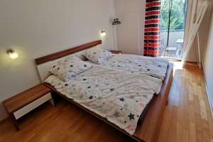 Helle 2-Zimmer-Wohnung in Düsseldorf-Grafenberg mit Balkon und Tiefgarage – möbliert von privat – Die vollständige Adresse der Immobilie erhältst du vom Anbieter., 40629 Grafenberg, Düsseldorf – Vorschaubild 3