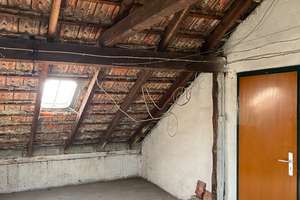 Zum Selbstausbau: Große DG-Wohnung mit Baugenehmigung und Balkon – Helmholtzstr. 103, 46045 Altstadt-Mitte, Oberhausen – Vorschaubild 4
