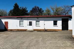 Frisch modernisiertes 1-2 Fam.-Wohnhaus mit mehreren Hallen/Garagen im stadtnahen Grün, Nfl. 900m² – Die vollständige Adresse der Immobilie erhältst du vom Anbieter., 97437 Haßfurt – Vorschaubild 12