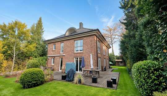 Bild von Hanseatische Villa in traumhafter Lage von Hamburg-Rissen