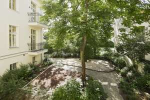 Exklusive Gartenwohnung mit stilvoller, hochwertiger Einbauküche