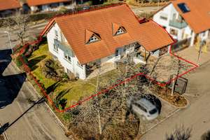 Zweifamilienhaus in Bestzustand – inkl. Garage, Carport & ausgebautem UG – Die vollständige Adresse der Immobilie erhältst du vom Anbieter., 72379 Hechingen – Vorschaubild 2
