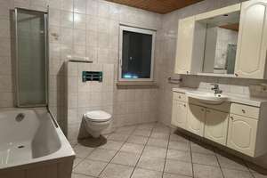 Vielseitiges Wohnhaus mit großem Grundstück und separater Einheit – Die vollständige Adresse der Immobilie erhältst du vom Anbieter., 55765 Schmißberg – Vorschaubild 8