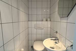 Loftartige DG-Wohnung mit Traumterrasse in parkähnlicher Umgebung! – Pellinger Str.  115a, 54294 Feyen/Weismark, Trier – Vorschaubild 9