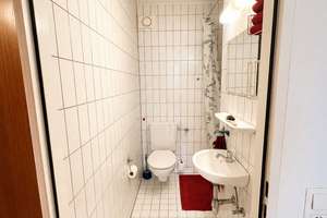 Top Kapitalanlage im Grünen, 102 qm, 2.OG, 2 SZ, KDB, Gäste-WC, Abstellka., 2 Balkone, Keller&Aufzug – Die vollständige Adresse der Immobilie erhältst du vom Anbieter., 51149 Westhoven, Köln – Vorschaubild 10