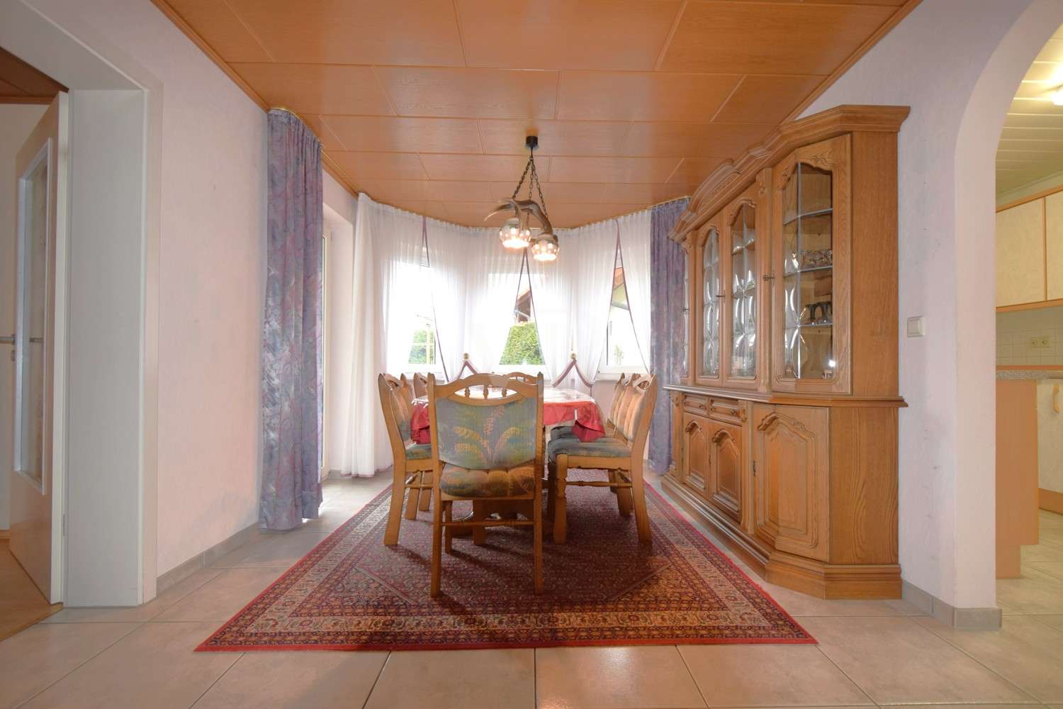 Immobilie in Obersontheim - Gepflegtes Zweifamilienhaus in unverbaubarer Randlage und vielen Highlights - Bild 3