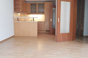 Ruhige 3-Zi-Whg. / EBK / 2 Balkone in gepflegter Anlage – An der Stemmerwiese 6, 81373 Untersendling, München – Vorschaubild 2