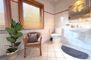 Traumhaus mit Einliegerwohnung und Traumgarten –  Ihr neues Zuhause? – Die vollständige Adresse der Immobilie erhältst du vom Anbieter., 35315 Homberg (Ohm) – Vorschaubild 19