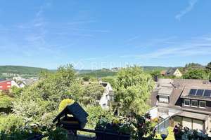 MEHRFAMILIENHAUS (3 WE) MIT 2 GARAGEN | WEIDENAUER-GIERSBERG – Die vollständige Adresse der Immobilie erhältst du vom Anbieter., 57076 Weidenau, Siegen – Vorschaubild 4