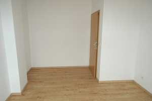 Gemütliche DG-Whg (2.OG) mit schönem Laminatboden in Echtholzoptik – Eichendorfstr. 21, 9131 Chemnitz – Vorschaubild 15
