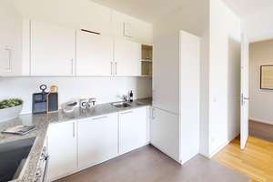 Exclusive 3-Room Apartment with Balcony & Two Bathrooms in Prime Location – Dennewitzstraße 43, 10785 Tiergarten, Berlin – Vorschaubild 4