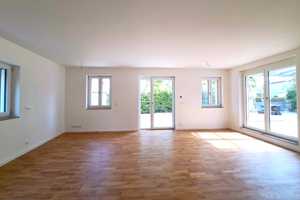 Saniertes Einfamilienhaus mit neu gebauter Einliegerwohnung in Südlage mit ca. 575 m²  Grund – München – Vorschaubild 1