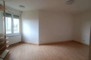 S-West - Große 3-Zimmer-WHG mit EBK u. 2x Balkon 4.OG – Reinsburgstr. 150, 70197 Rotebühl, Stuttgart – Vorschaubild 8
