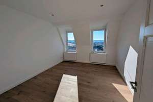 Kernsanierte 2,5 Zimmer Altbauwohnung in Grombühl