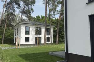Hochwertige Stadtvilla im Erstbezug – stilvolles Wohnen in attraktiver Lage am Berliner Stadtrand – Die vollständige Adresse der Immobilie erhältst du vom Anbieter., 15827 Blankenfelde-Mahlow – Vorschaubild 3