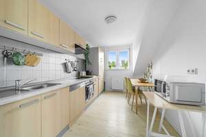 Helle, attraktive 3,5-Zi, große SW-Loggia, modern möbliert mit EBK, ruhig, renoviert, befristet – Auf dem Dudel 24, 47228 Bergheim, Duisburg – Vorschaubild 4