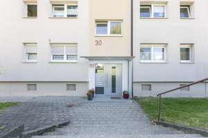 Großzügige 4,5-Zimmer-Wohnung mit Balkon und Weitblick über Ulm – Die vollständige Adresse der Immobilie erhältst du vom Anbieter., 89075 Böfingen, Ulm – Vorschaubild 3