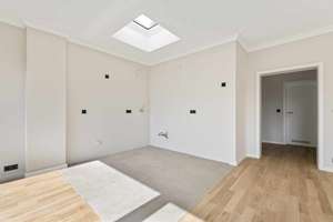 Großzügige Penthouse-Wohnung mit Aufstockungspotenzial – Einzigartige Gelegenheit! – Die vollständige Adresse der Immobilie erhältst du vom Anbieter., 22301 Winterhude, Hamburg – Vorschaubild 12