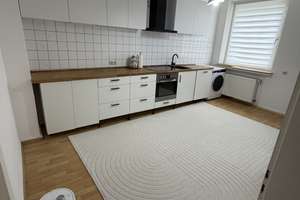 Helle 3-Zimmer-Wohnung mit Balkon in Essen-Frohnhausen – ab 01.08. verfügbar. Küche ist verkauft.