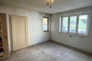 Hochparterre Wohnung inkl Balkon - zum SELBER ausbauen ! Gebäude wird umfangreich saniert 🏡🌿 – Rosenbergstraße 97A, 70176 Hölderlinplatz, Stuttgart – Vorschaubild 2